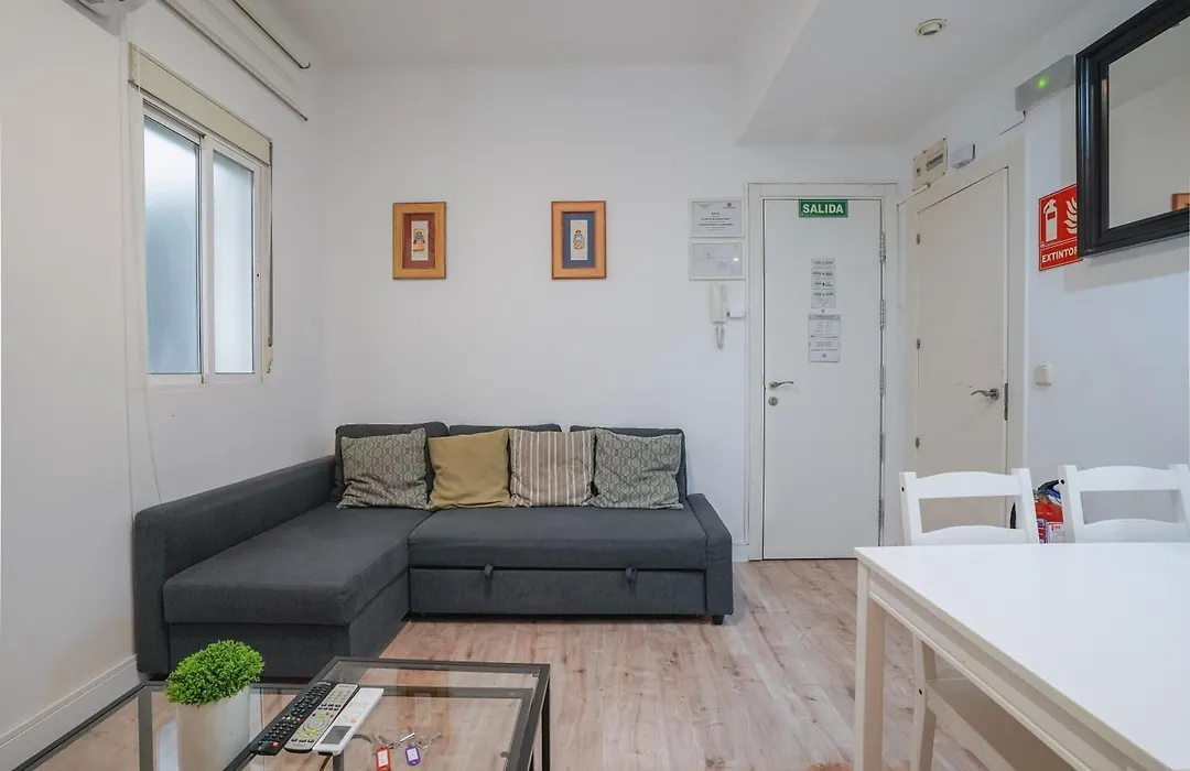 Cozy Apartment- 2Bedrooms 1Bathroom-Salamanca-1